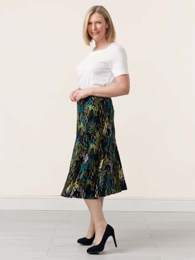 TIGI  Tropical Leaf Print Skirt -short