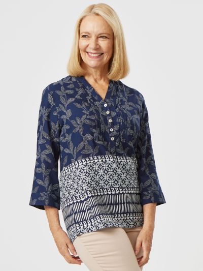 TIGI  Border Print Notch Neck Top