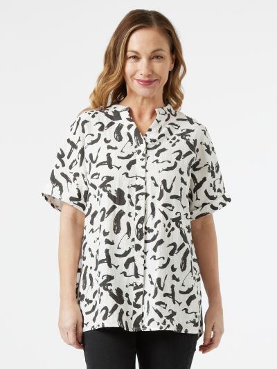 VIZ-A-VIZ  Squiggle Print Blouse